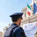 Aumento stipendio Polizia e Forze Armate